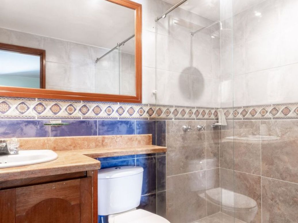 Apartamento de 2 alcobas en venta en El Refugio, Bogotá, 150 m² · foto 10 de 20