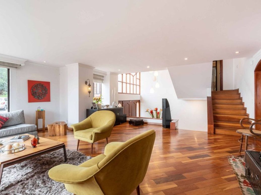 Casa de 4 alcobas en venta en Niza Suba, Bogotá, 400 m² · foto 3 de 20