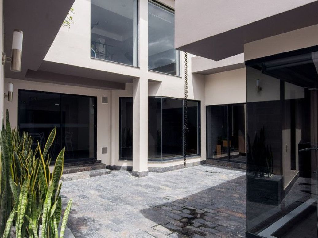 Casa de 6 alcobas en venta en Niza Suba, Bogotá, 500 m² · foto 13 de 20