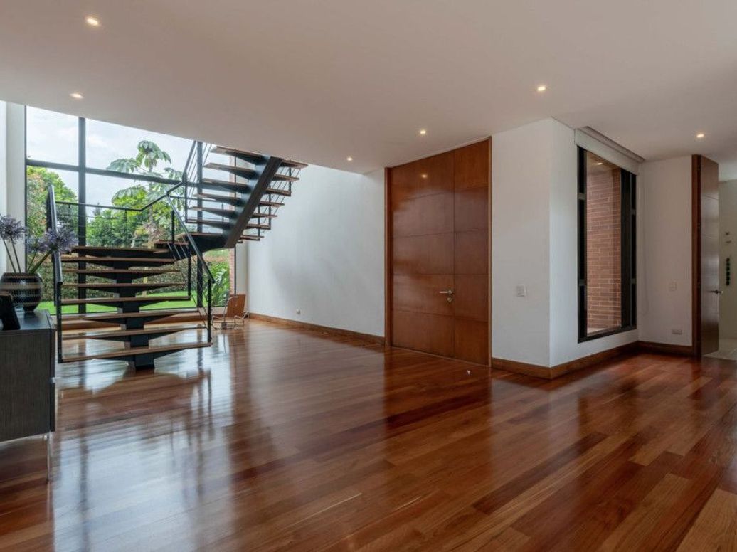 Casa de 3 alcobas en venta en Casa Blanca, Bogotá, 375 m² · foto 5 de 20