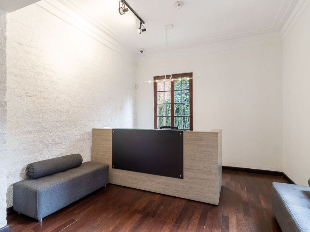 Casa de 12 alcobas en venta en El Nogal, Bogotá, 462 m² · foto 8 de 20