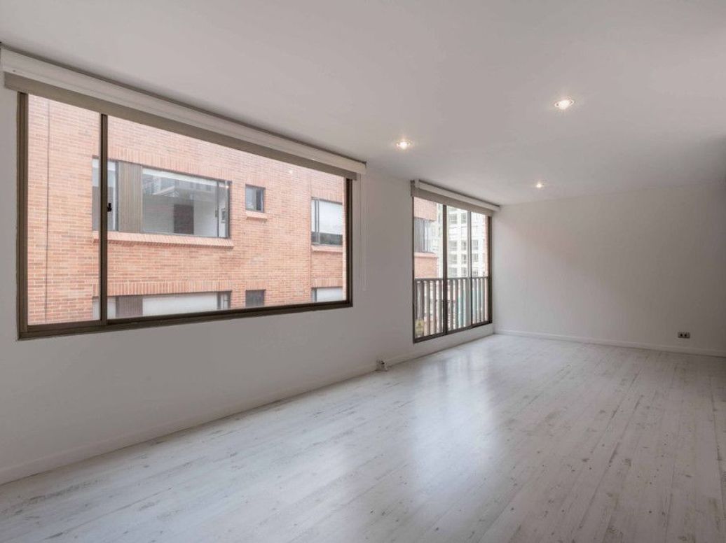 Apartamento de 3 alcobas en venta en Chico Norte Et. Iii, Bogotá, 171 m² · foto 10 de 16