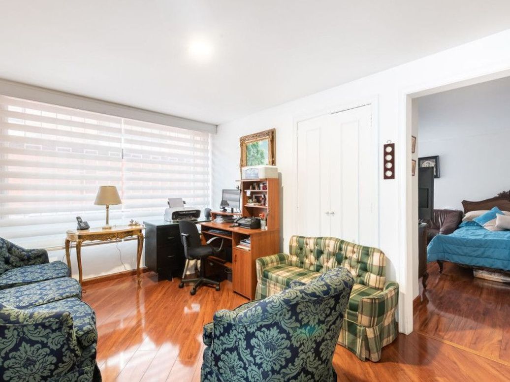 Apartamento de 3 alcobas en venta en Santa Barbara Central, Bogotá, 173 m² · foto 12 de 17