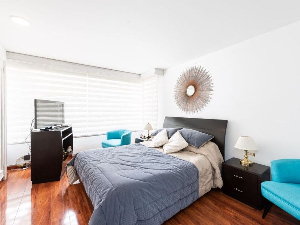 Apartamento de 3 alcobas en venta en Santa Barbara Central, Bogotá, 173 m² · foto 13 de 17