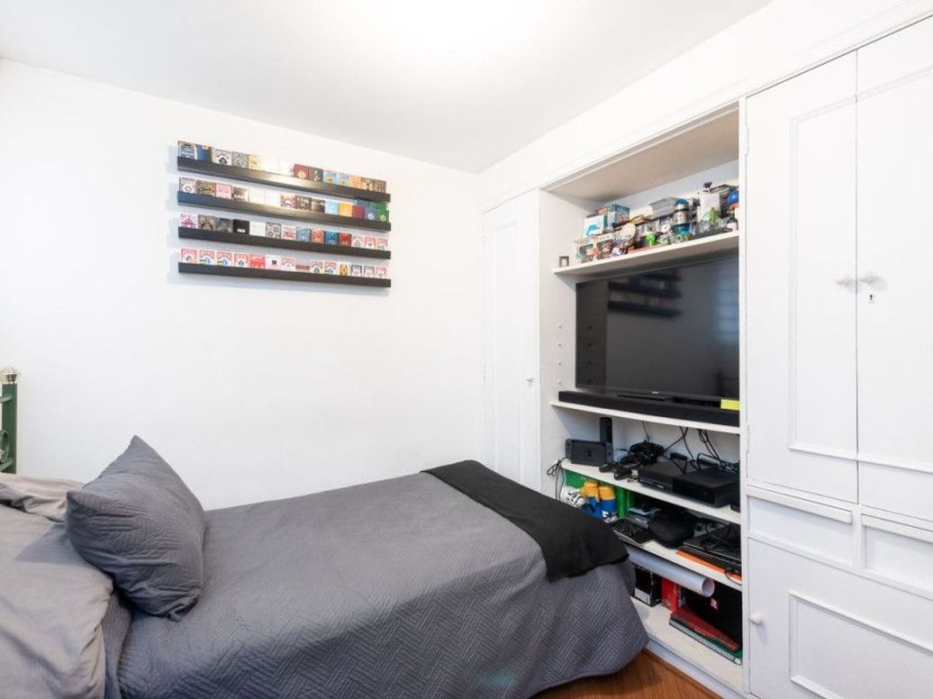 Apartamento de 3 alcobas en venta en Santa Barbara Central, Bogotá, 173 m² · foto 16 de 17