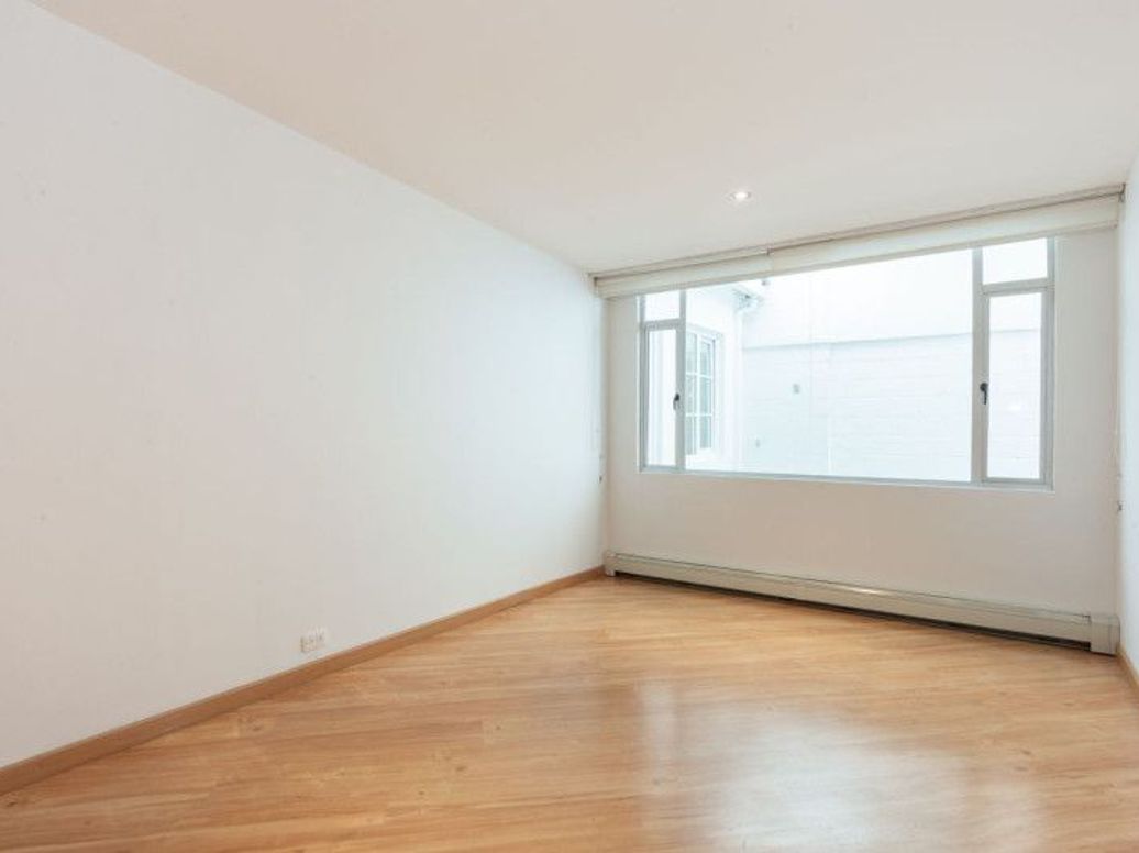Casa de 4 alcobas en venta en Lisboa, Bogotá, 299 m² · foto 13 de 20