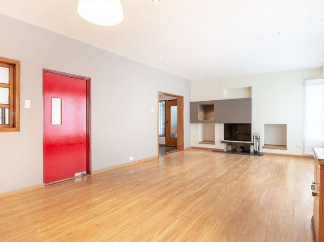 Casa de 4 alcobas en venta en Lisboa, Bogotá, 299 m² · foto 4 de 20