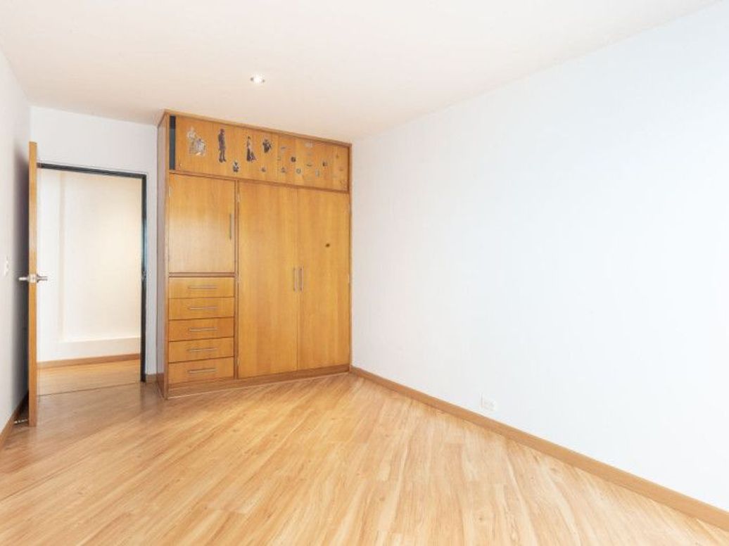 Casa de 4 alcobas en venta en Lisboa, Bogotá, 299 m² · foto 14 de 20