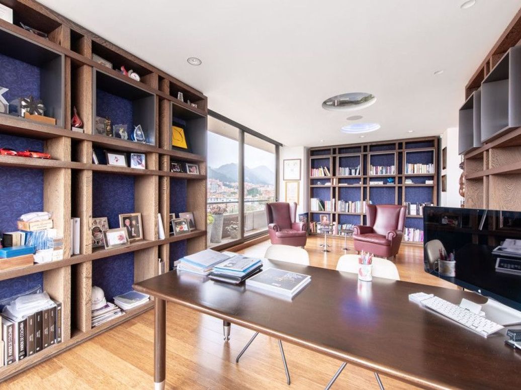 Apartamento de 5 alcobas en venta en Chico, Bogotá, 1014 m² · foto 9 de 20