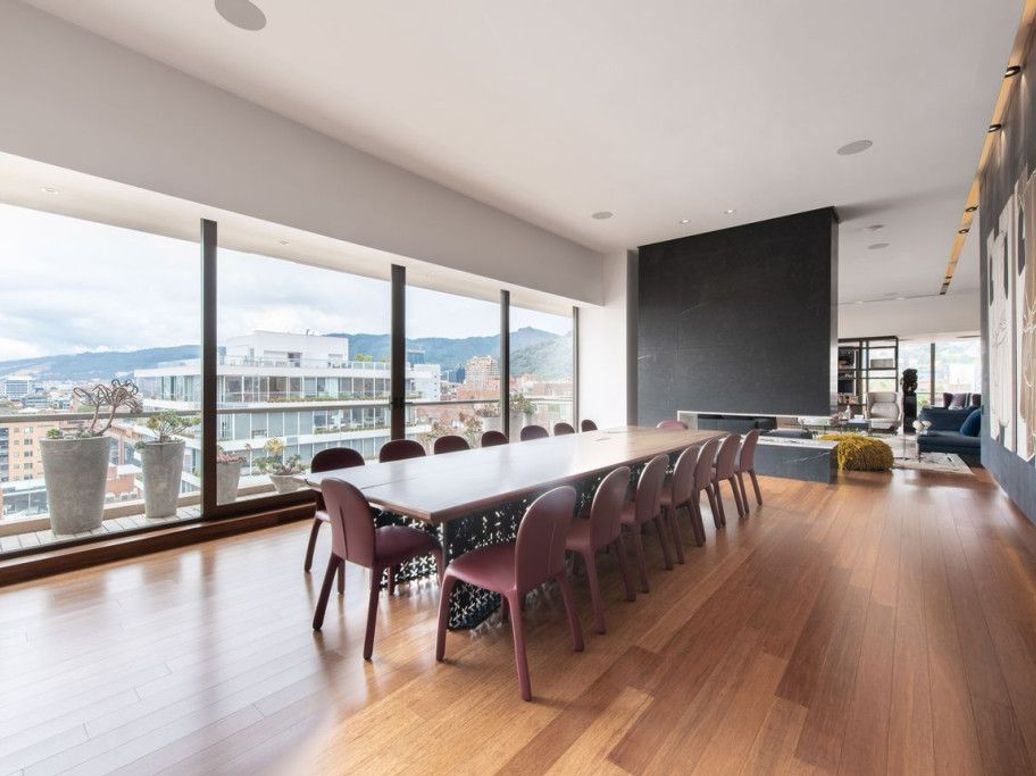 Apartamento de 5 alcobas en venta en Chico, Bogotá, 1014 m² · foto 10 de 20