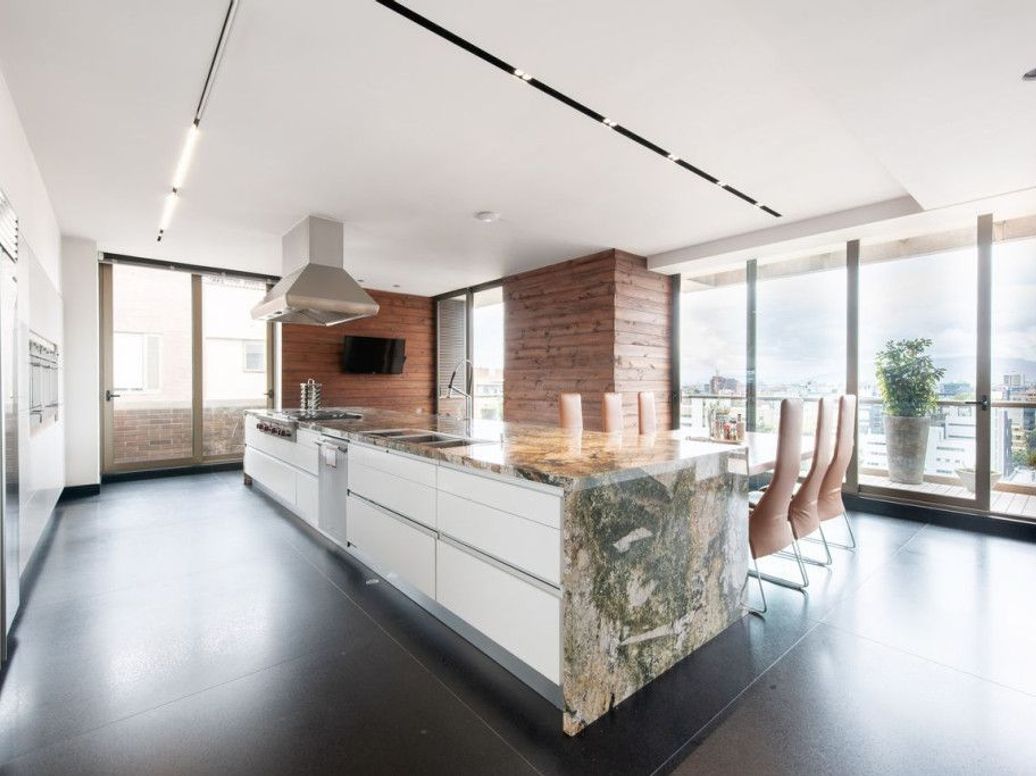 Apartamento de 5 alcobas en venta en Chico, Bogotá, 1014 m² · foto 14 de 20