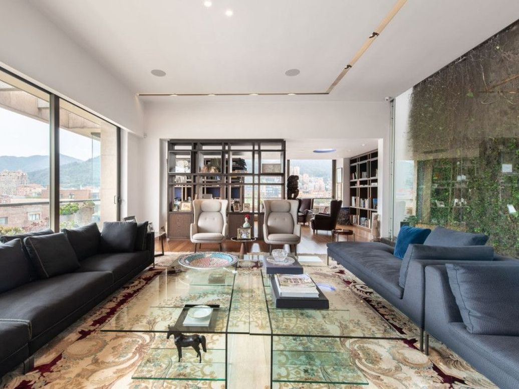 Apartamento de 5 alcobas en venta en Chico, Bogotá, 1014 m² · foto 4 de 20