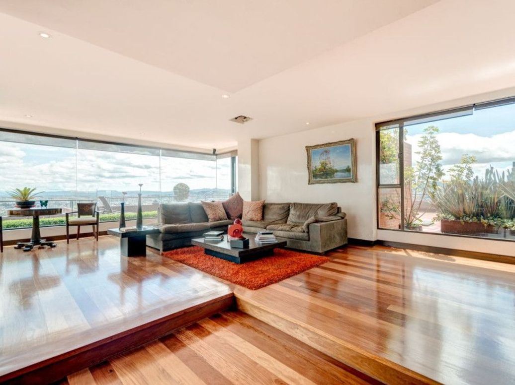 Apartamento de 3 alcobas en venta en El Refugio, Bogotá, 270 m² · foto 5 de 20