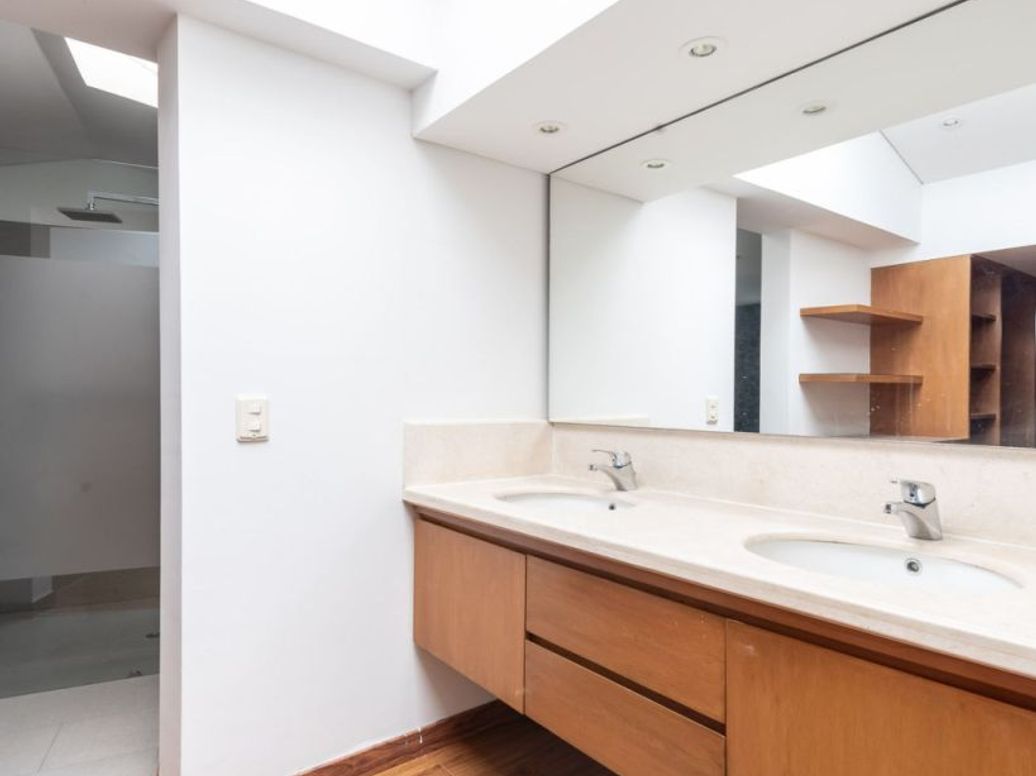 Casa de 3 alcobas en venta en Santa Ana Oriental, Bogotá, 345 m² · foto 15 de 20