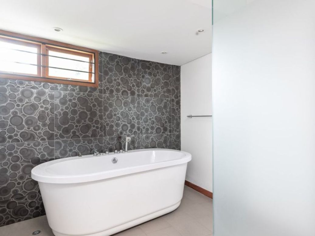 Casa de 3 alcobas en venta en Santa Ana Oriental, Bogotá, 345 m² · foto 16 de 20