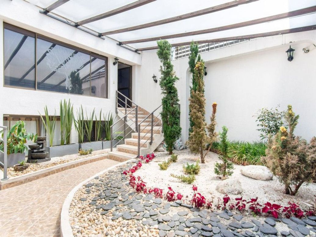 Casa de 6 alcobas en venta en Molinos Norte, Bogotá, 700 m² · foto 6 de 20