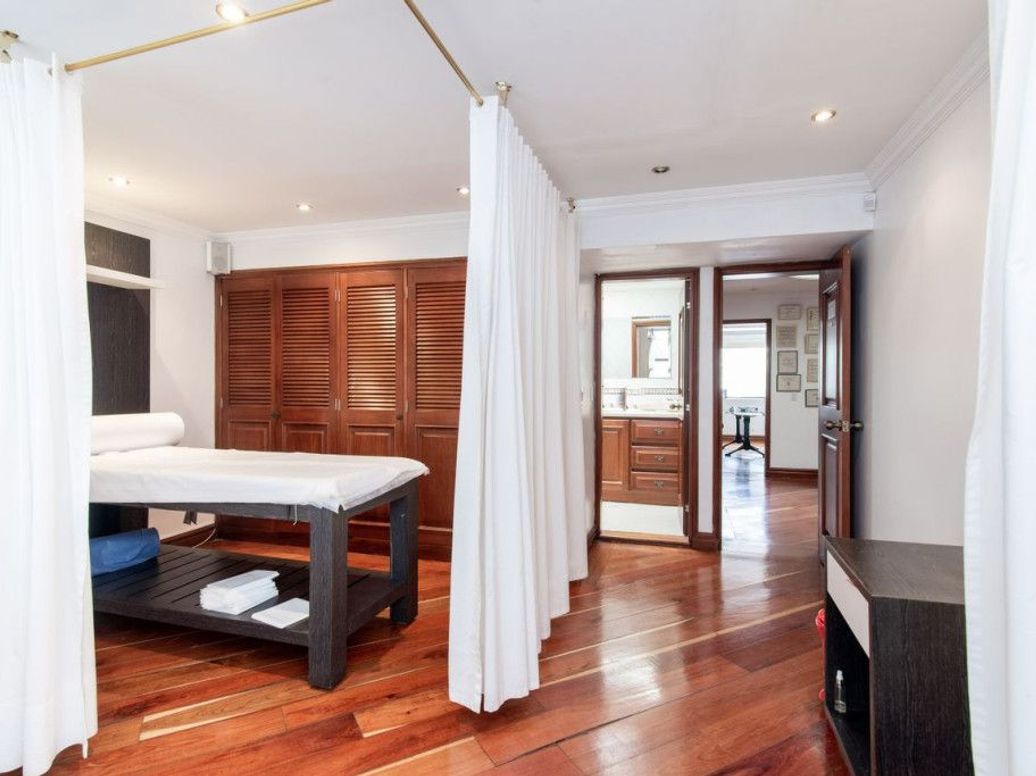 Casa de 6 alcobas en venta en Molinos Norte, Bogotá, 700 m² · foto 19 de 20