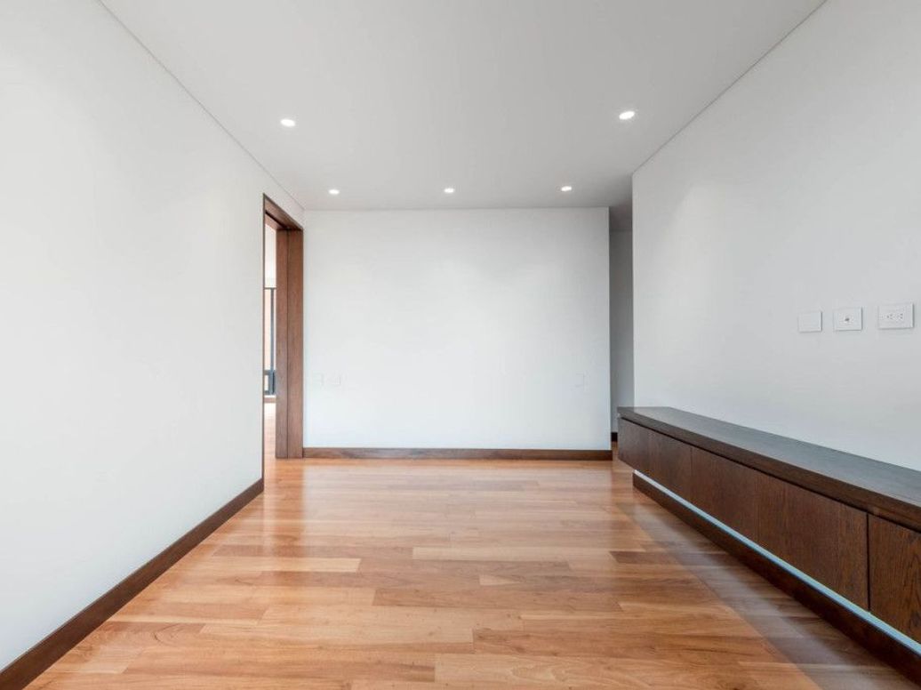 Apartamento de 3 alcobas en venta en Los Rosales, Bogotá, 275 m² · foto 11 de 20