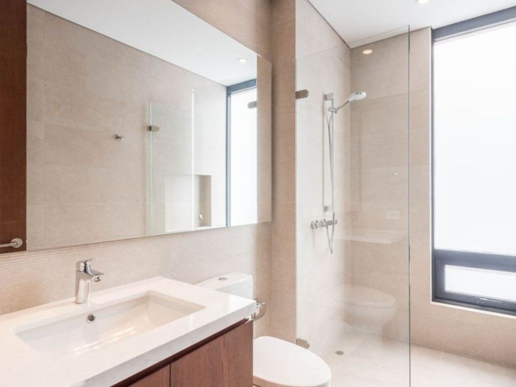 Apartamento de 3 alcobas en venta en Los Rosales, Bogotá, 275 m² · foto 18 de 20