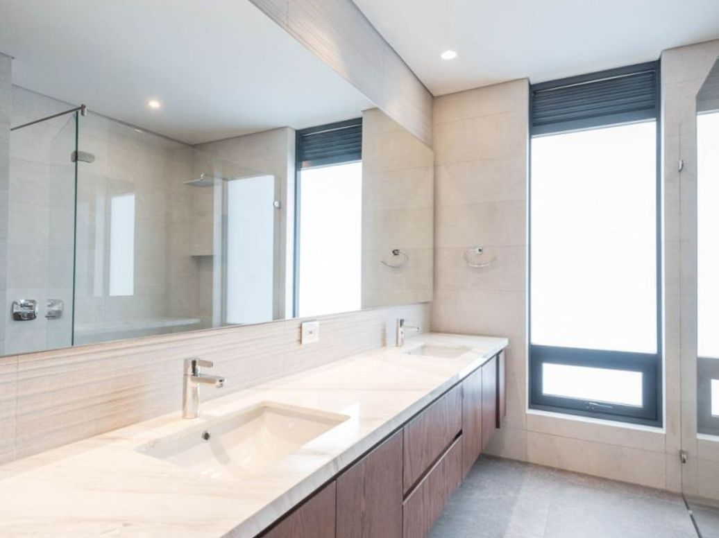 Apartamento de 3 alcobas en venta en Los Rosales, Bogotá, 275 m² · foto 14 de 20