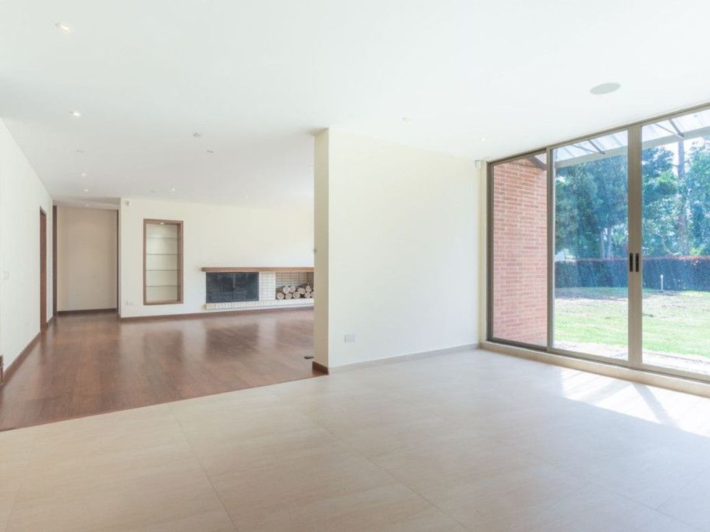 Casa de 5 alcobas en venta en Casa Blanca, Bogotá, 428 m² · foto 4 de 20