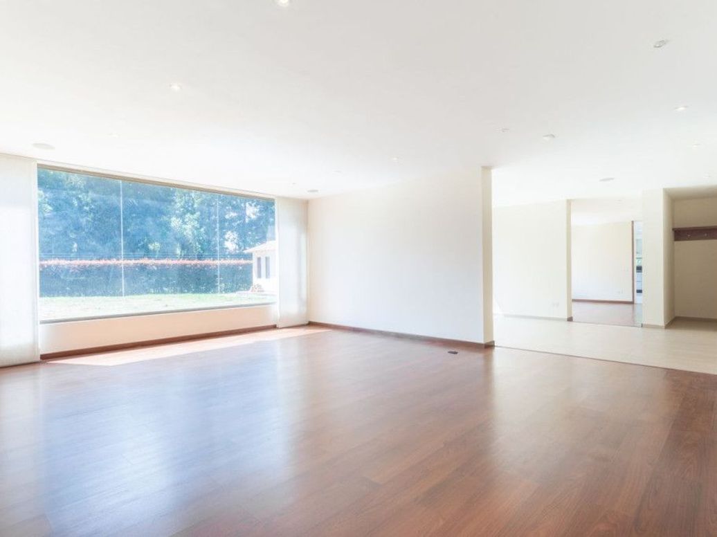 Casa de 5 alcobas en venta en Casa Blanca, Bogotá, 428 m² · foto 5 de 20