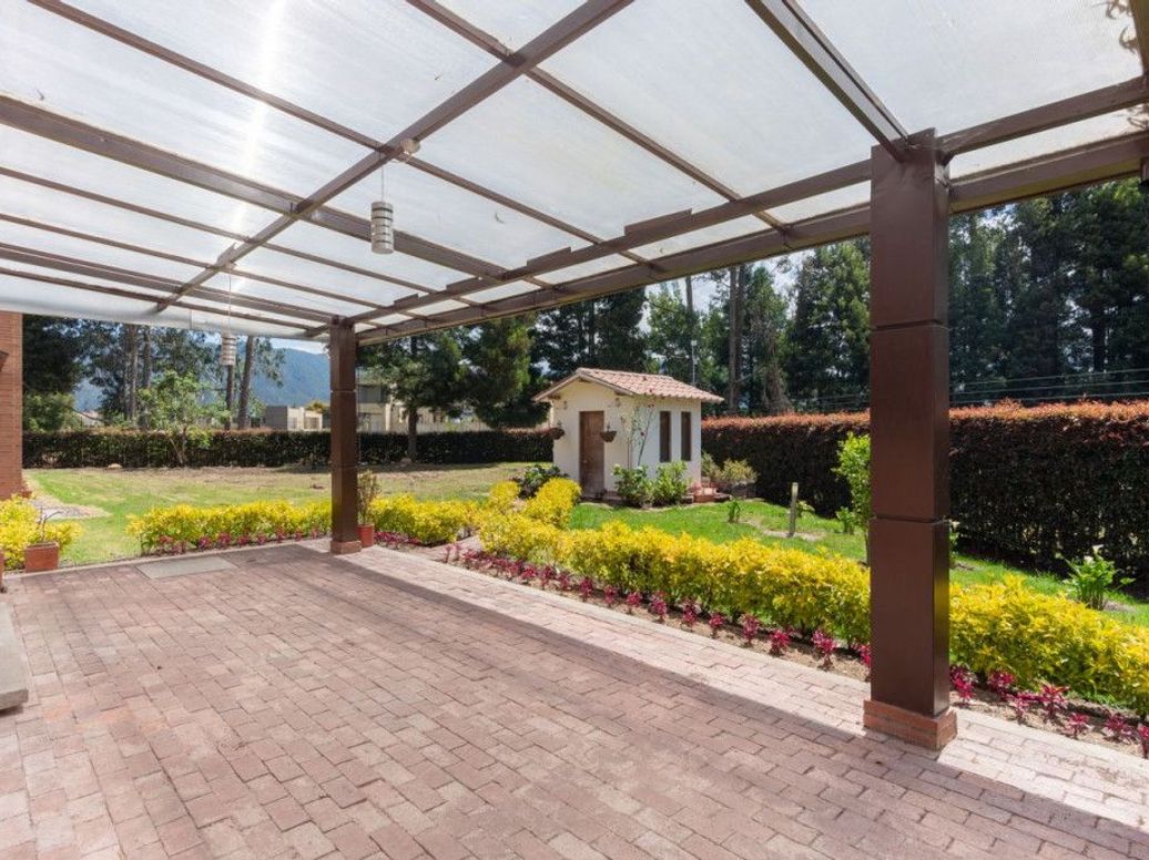 Casa de 5 alcobas en venta en Casa Blanca, Bogotá, 428 m² · foto 10 de 20