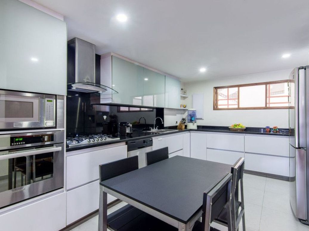 Apartamento de 3 alcobas en venta en Niza Suba, Bogotá, 229 m² · foto 8 de 20