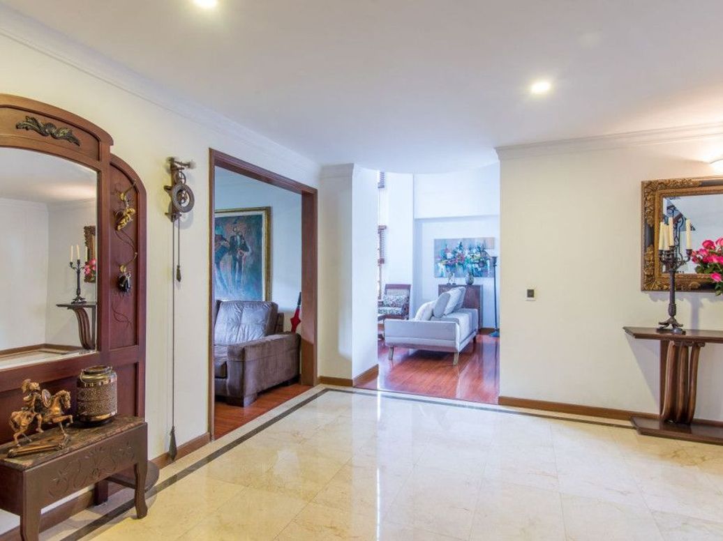 Apartamento de 3 alcobas en venta en Niza Suba, Bogotá, 229 m² · foto 6 de 20