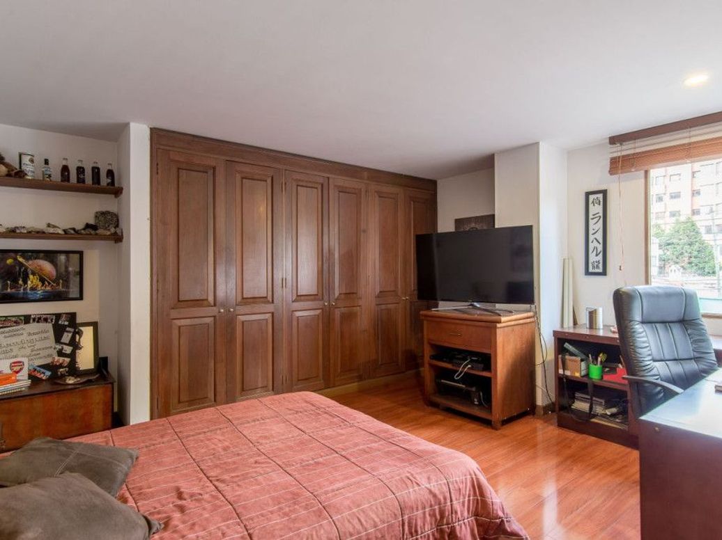 Apartamento de 3 alcobas en venta en Niza Suba, Bogotá, 229 m² · foto 18 de 20