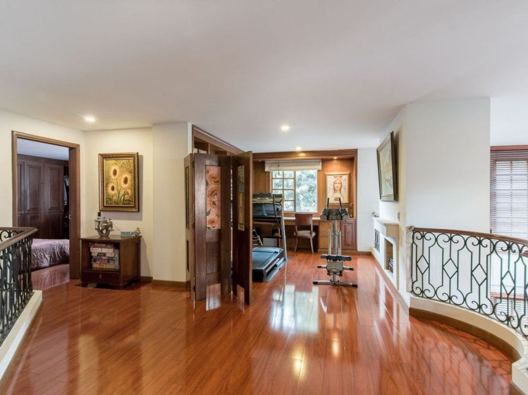 Apartamento de 3 alcobas en venta en Niza Suba, Bogotá, 229 m² · foto 12 de 20