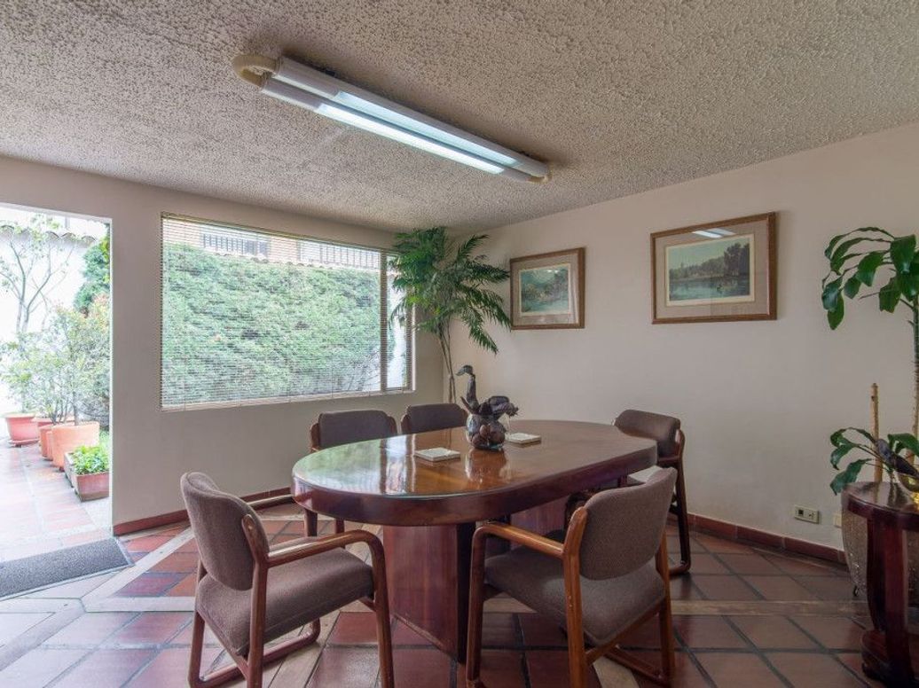 Casa de 4 alcobas en venta en San Patricio, Bogotá, 678 m² · foto 11 de 20