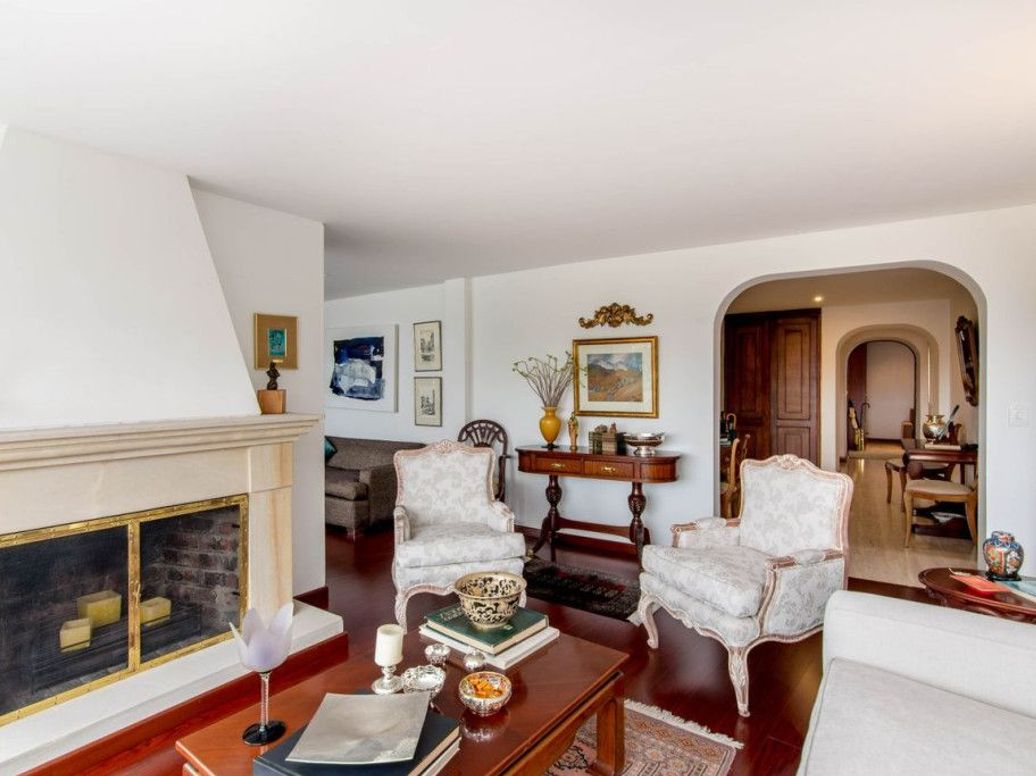 Apartamento de 3 alcobas en venta en Iberia, Bogotá, 197 m² · foto 2 de 20