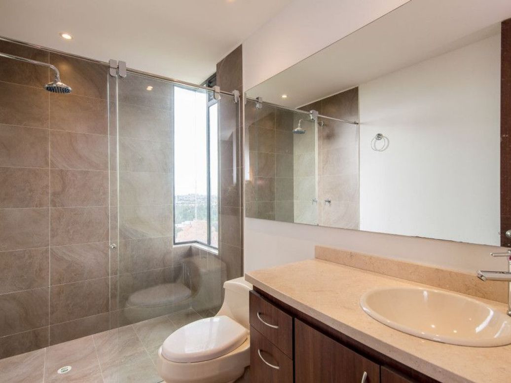 Apartamento de 3 alcobas en venta en Club De Los Lagartos, Bogotá, 163 m² · foto 20 de 20