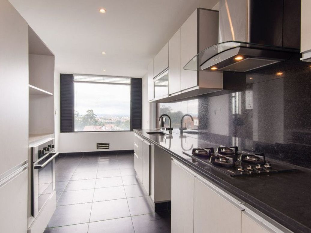 Apartamento de 3 alcobas en venta en Club De Los Lagartos, Bogotá, 163 m² · foto 7 de 20