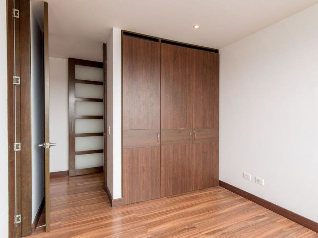 Apartamento de 3 alcobas en venta en Club De Los Lagartos, Bogotá, 163 m² · foto 12 de 20