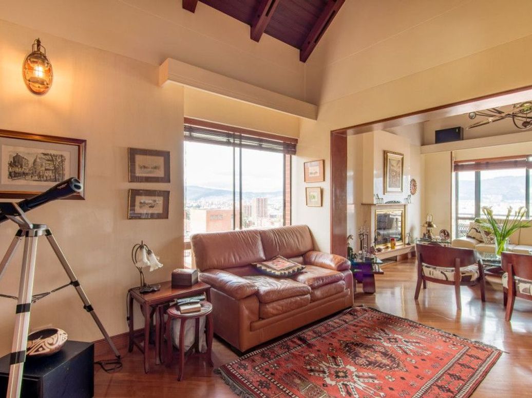 Apartamento de 3 alcobas en venta en Niza Suba, Bogotá, 196 m² · foto 3 de 20