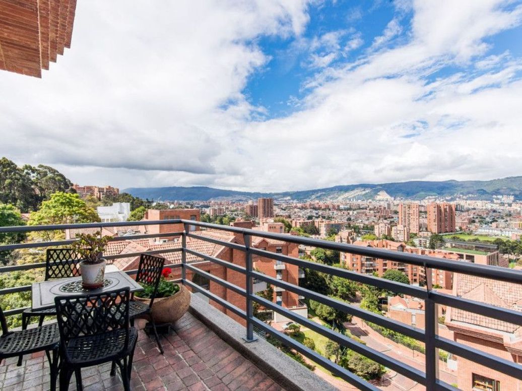 Apartamento de 3 alcobas en venta en Niza Suba, Bogotá, 196 m² · foto 6 de 20