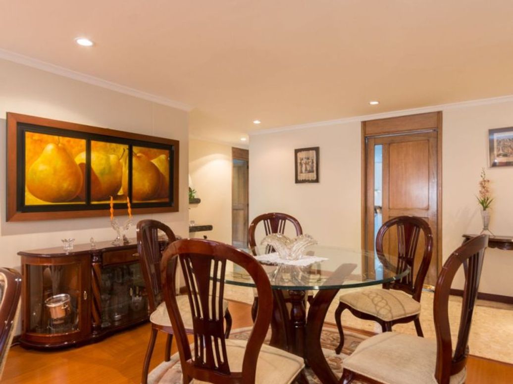 Apartamento de 3 alcobas en venta en Santa Barbara Central, Bogotá, 155 m² · foto 5 de 20