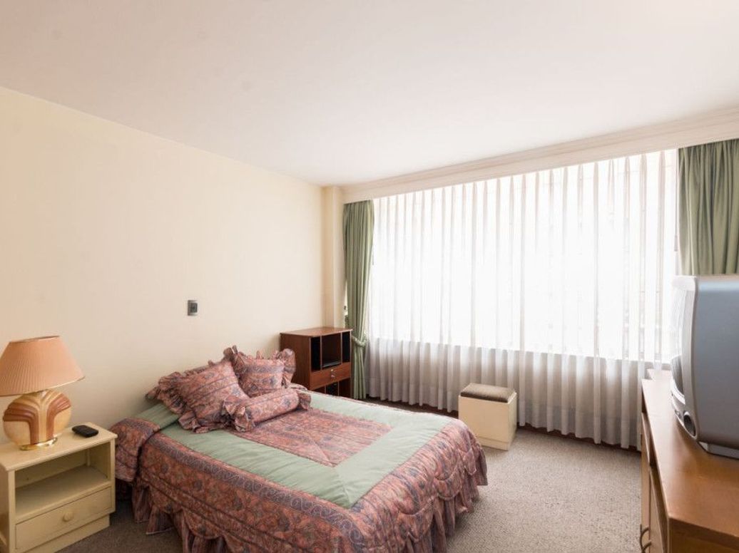 Apartamento de 3 alcobas en venta en Santa Barbara Central, Bogotá, 155 m² · foto 13 de 20