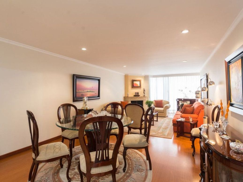 Apartamento de 3 alcobas en venta en Santa Barbara Central, Bogotá, 155 m² · foto 4 de 20