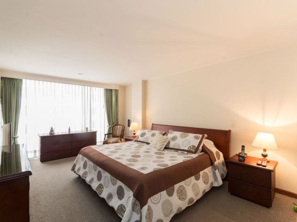 Apartamento de 3 alcobas en venta en Santa Barbara Central, Bogotá, 155 m² · foto 15 de 20