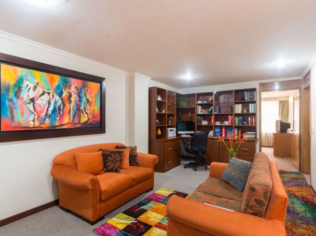 Apartamento de 3 alcobas en venta en Santa Barbara Central, Bogotá, 155 m² · foto 9 de 20