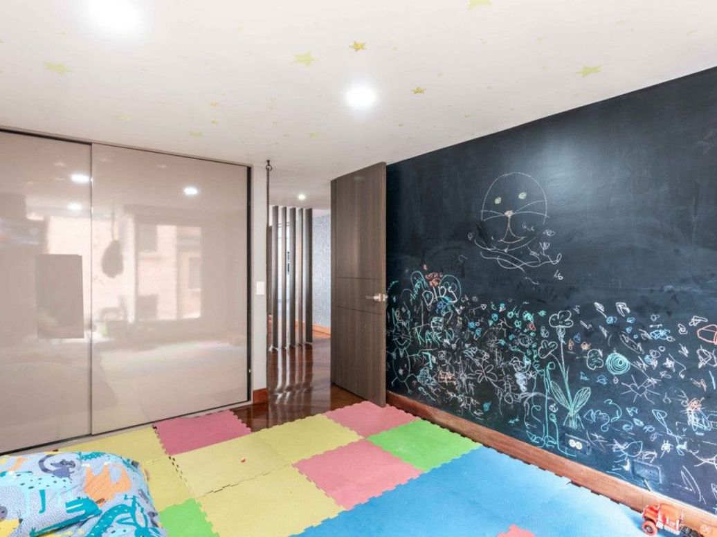 Apartamento de 4 alcobas en venta en Bosque De Pinos, Bogotá, 231 m² · foto 16 de 20