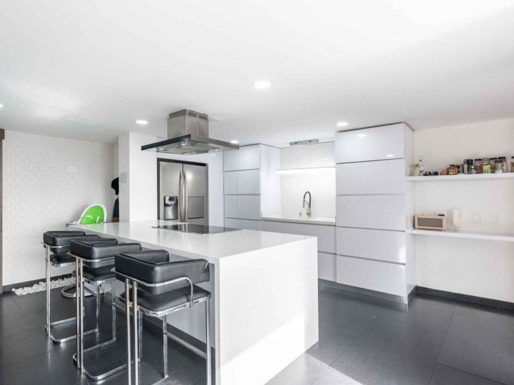 Apartamento de 4 alcobas en venta en Bosque De Pinos, Bogotá, 231 m² · foto 10 de 20