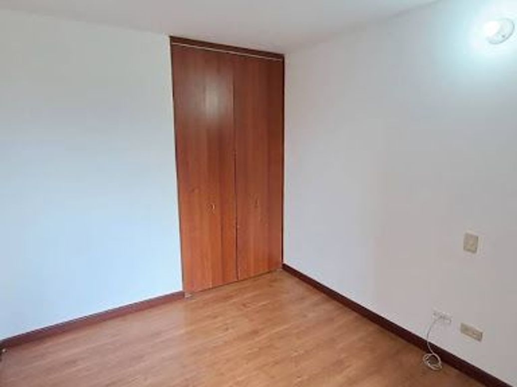 Apartamento de 3 alcobas en venta en Mazurén, Bogotá, 96 m² · foto 15 de 20