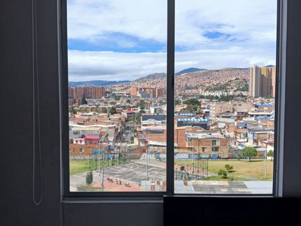 Apartamento de 2 alcobas en venta en Madelena I Y Ii, Bogotá, 35 m² · foto 10 de 14