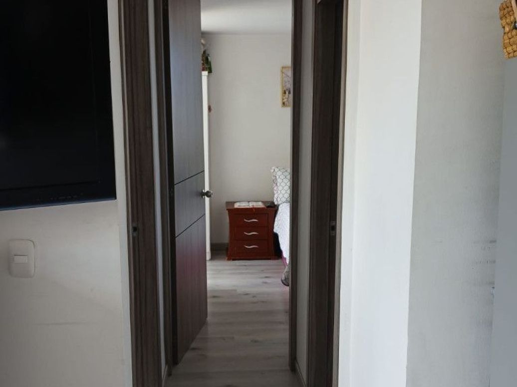 Apartamento de 2 alcobas en venta en Madelena I Y Ii, Bogotá, 35 m² · foto 4 de 14