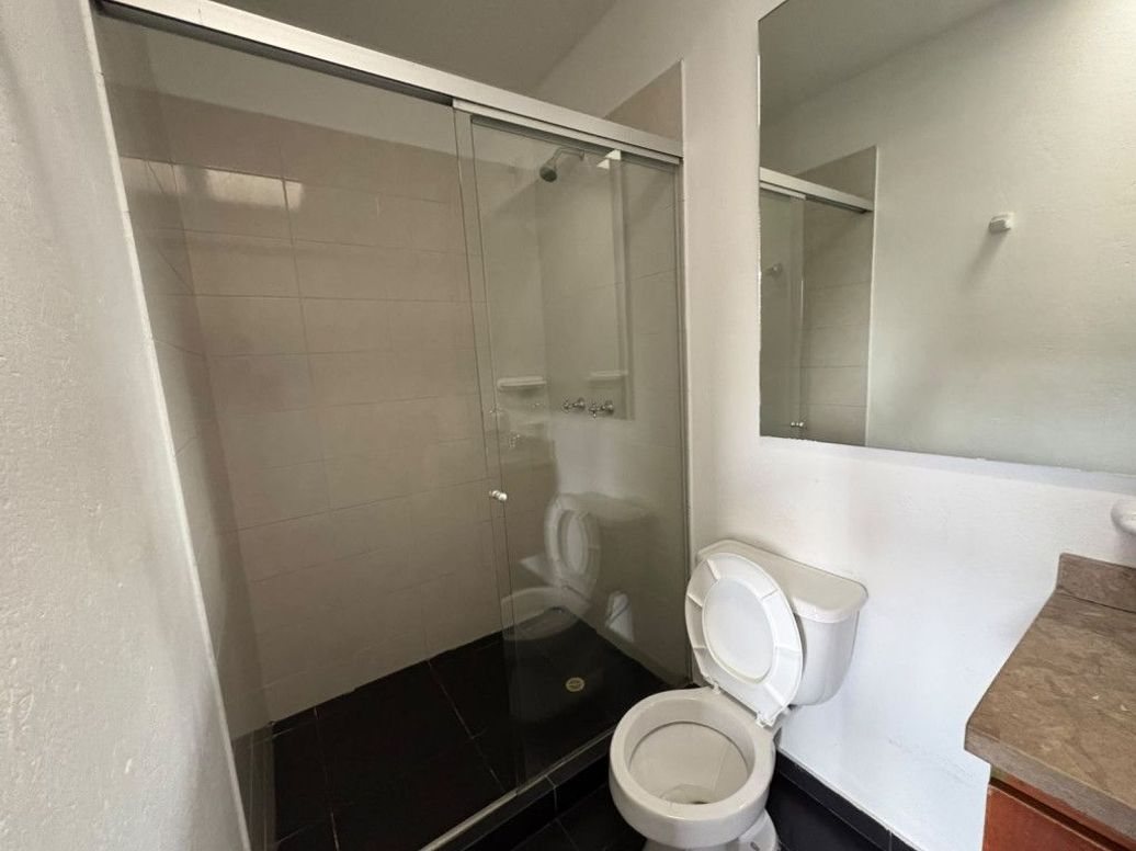 Apartamento de 1 alcoba en venta en Cataluña, Bogotá, 50 m² · foto 14 de 17