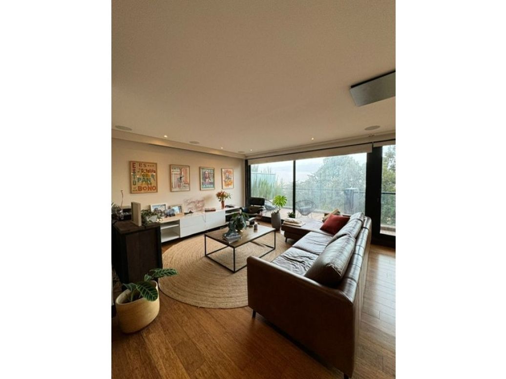 Apartamento de 2 alcobas en arriendo en Los Rosales, Bogotá, 164 m² · foto 8 de 8